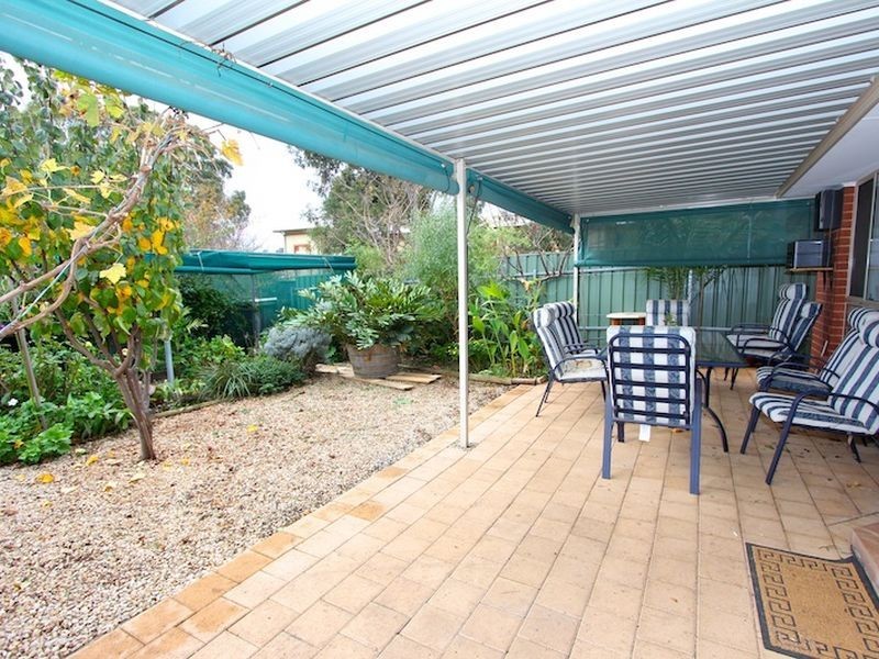 24 Lumsden Court, Evanston Park SA 5116