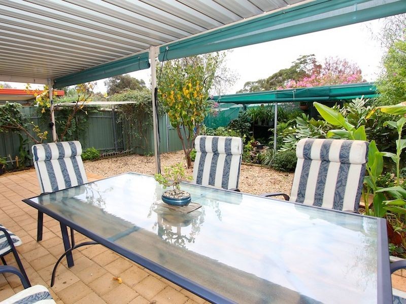 24 Lumsden Court, Evanston Park SA 5116