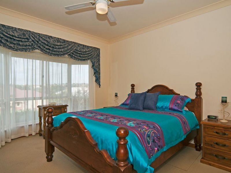 77 Kingfisher Drive, Hewett SA 5118