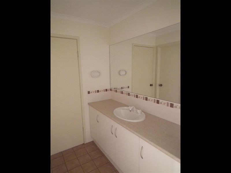 18 Lumsden Court, Evanston Park SA 5116