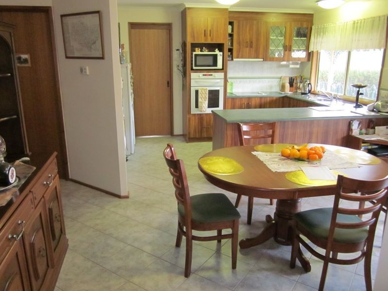 306 Grevillea Drive, Hillier SA 5116