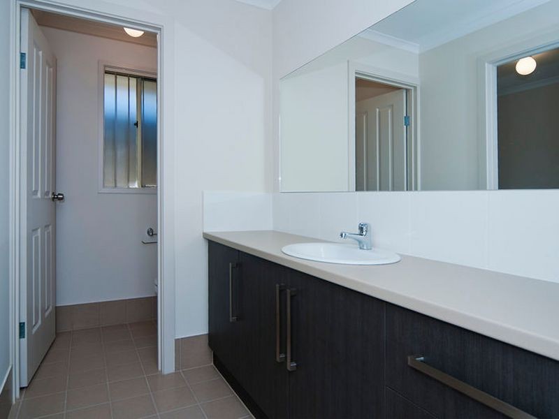 8A Dyson Street, Evanston SA 5116