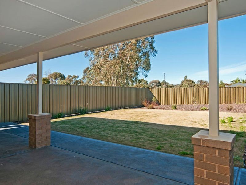 8A Dyson Street, Evanston SA 5116