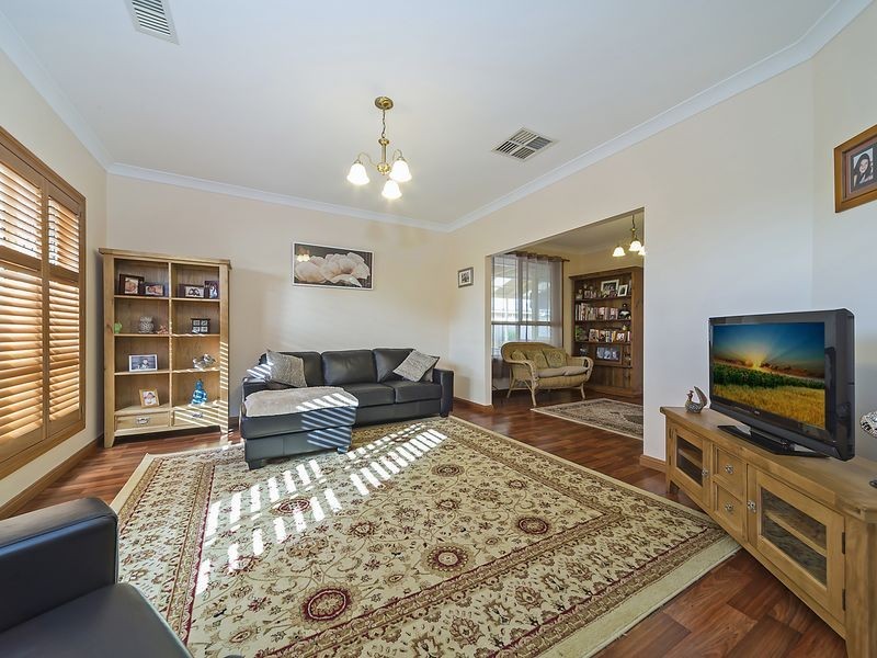 6 Netherby Avenue, Evanston Park SA 5116