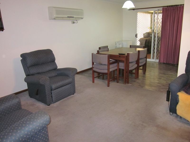 240 Waratah Avenue, Hillier SA 5116