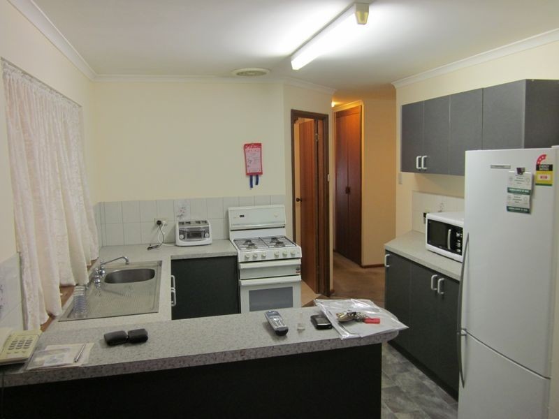 240 Waratah Avenue, Hillier SA 5116