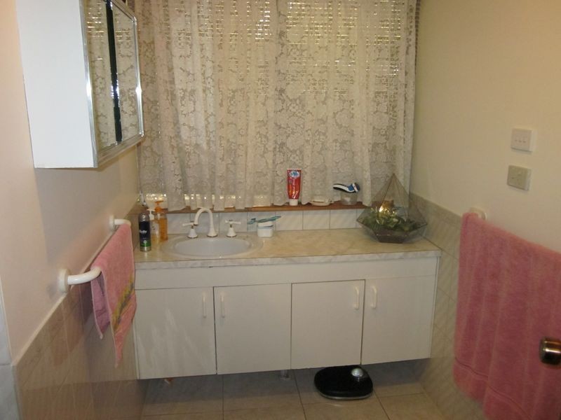 240 Waratah Avenue, Hillier SA 5116