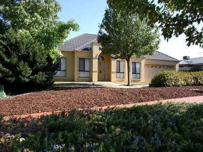 10 Mckinlay Drive, Hewett SA 5118