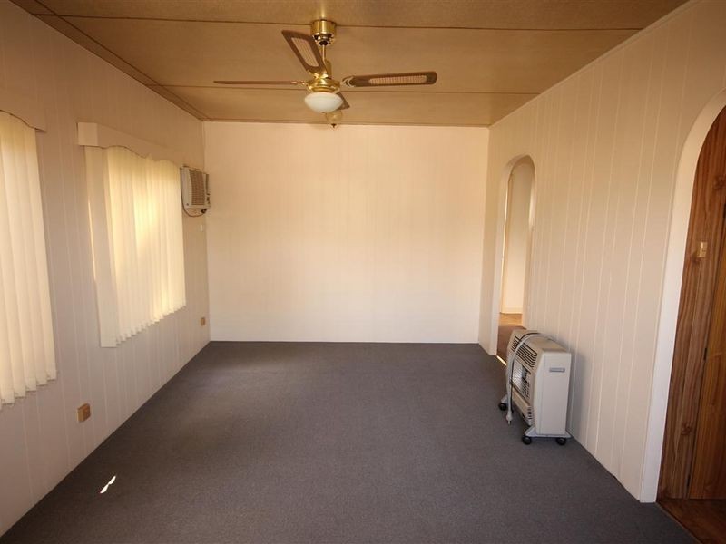 65 Fourth Avenue, Hillier SA 5116