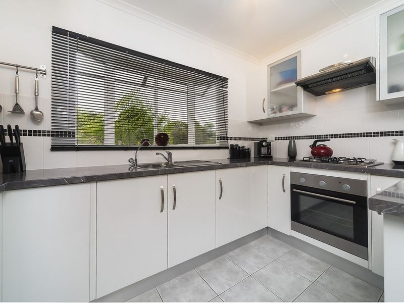 118 The Boulevard, Hillier SA 5116