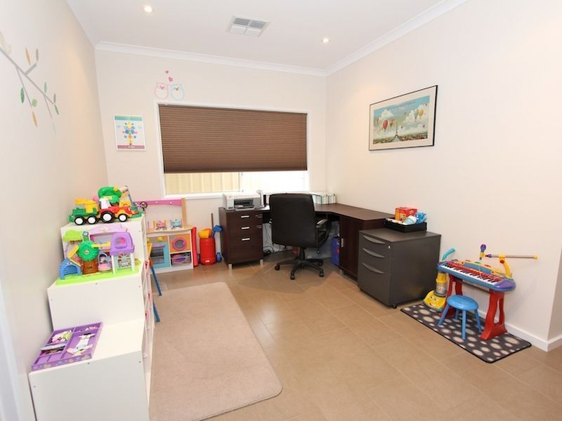 9 Cherry Street, Gawler South SA 5118