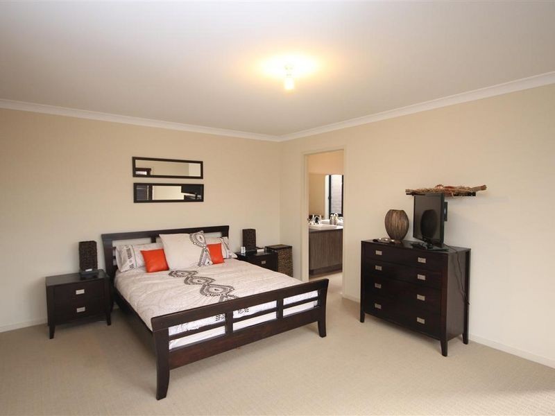 8 Nybo Court, Munno Para West SA 5115