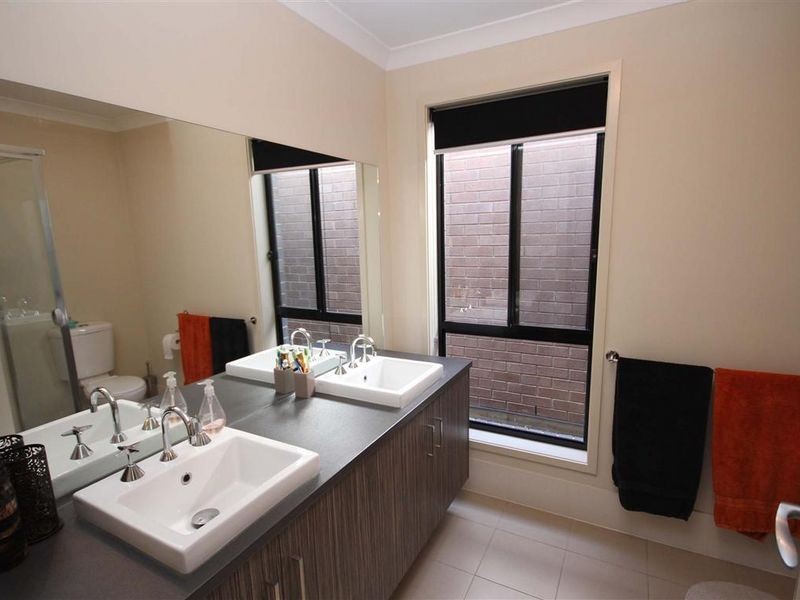 8 Nybo Court, Munno Para West SA 5115