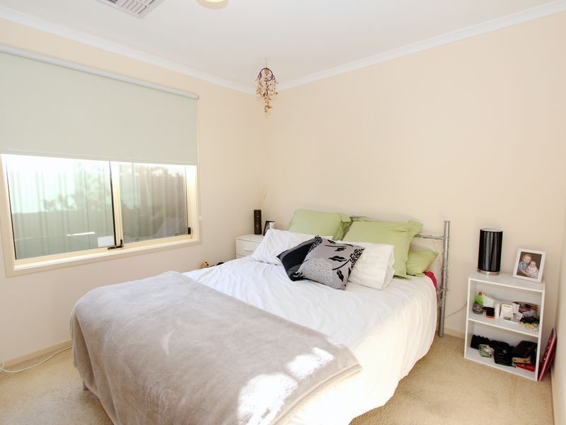 9 Lumsden Court, Evanston Park SA 5116