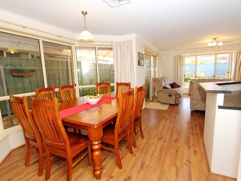 9 Lumsden Court, Evanston Park SA 5116