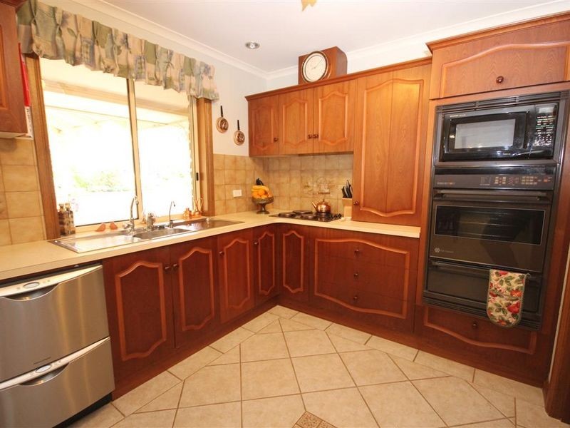 31 Berrett Road, Gawler East SA 5118