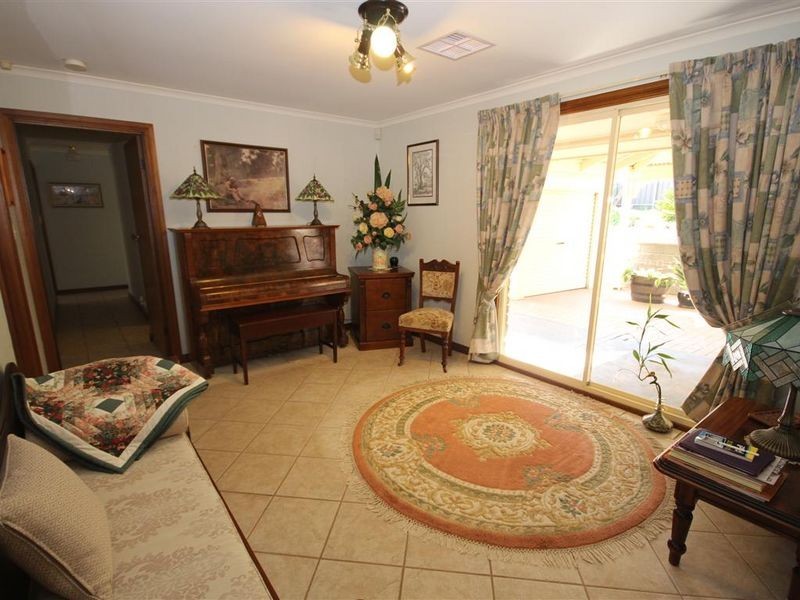 31 Berrett Road, Gawler East SA 5118