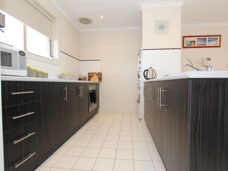 37 Hamra Drive, Smithfield SA 5114