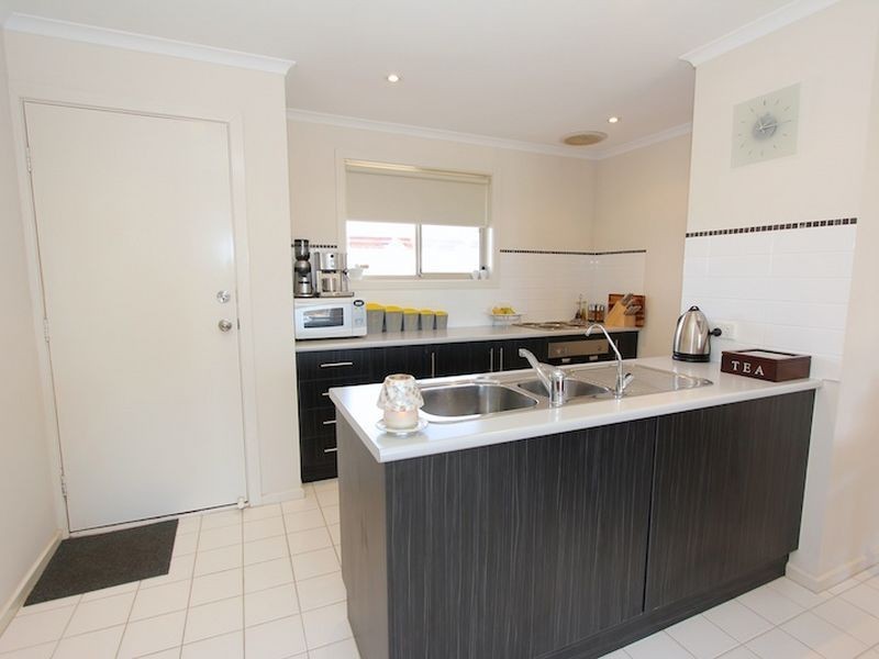 37 Hamra Drive, Smithfield SA 5114