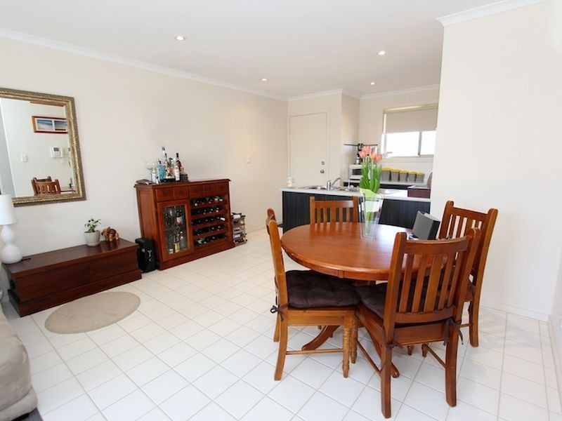 37 Hamra Drive, Smithfield SA 5114