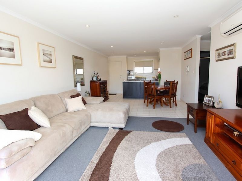 37 Hamra Drive, Smithfield SA 5114