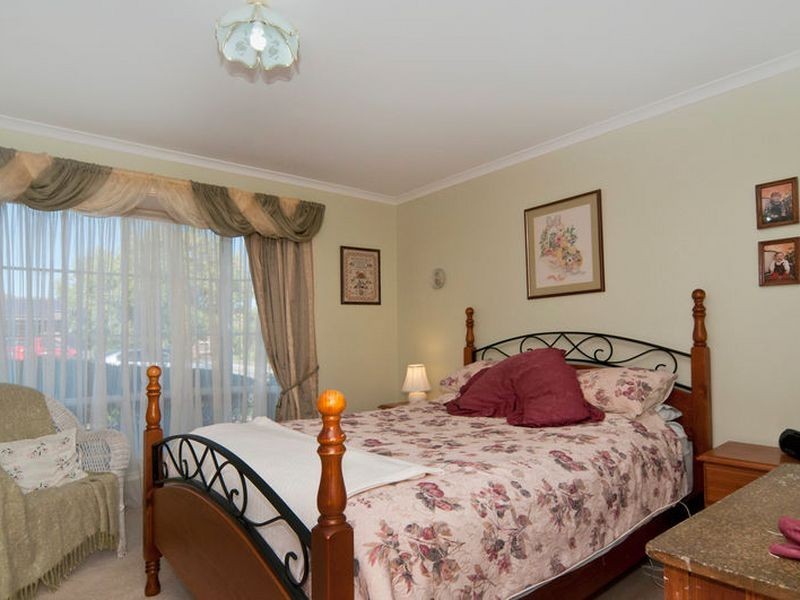 2 Purcell Grove, Evanston Park SA 5116