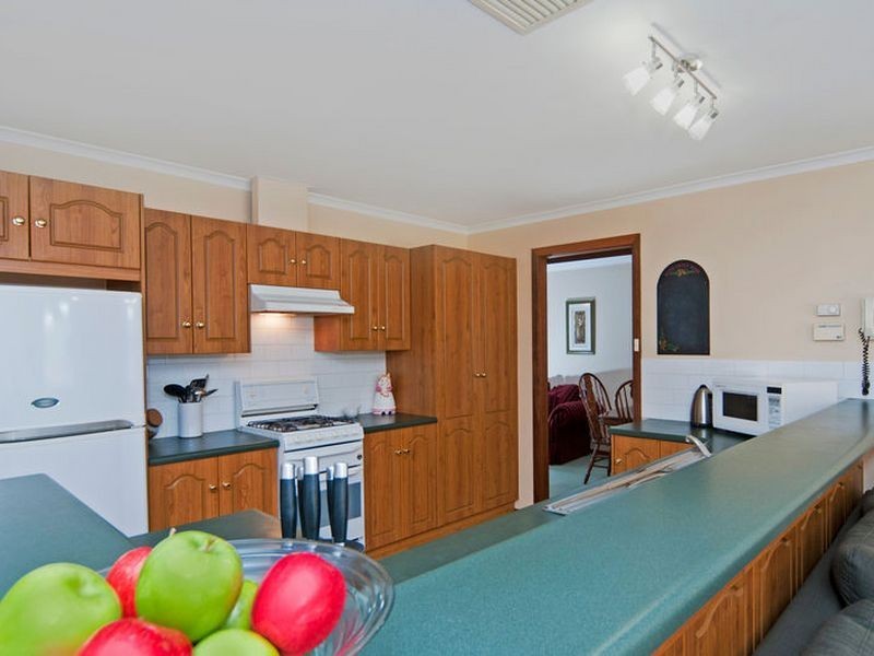 2 Purcell Grove, Evanston Park SA 5116