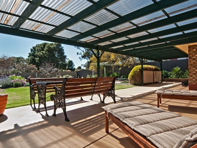 2 Purcell Grove, Evanston Park SA 5116