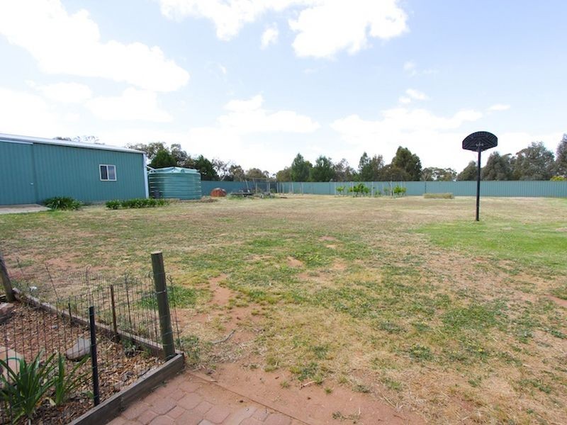 11 Horseshoe Drive, Roseworthy SA 5371