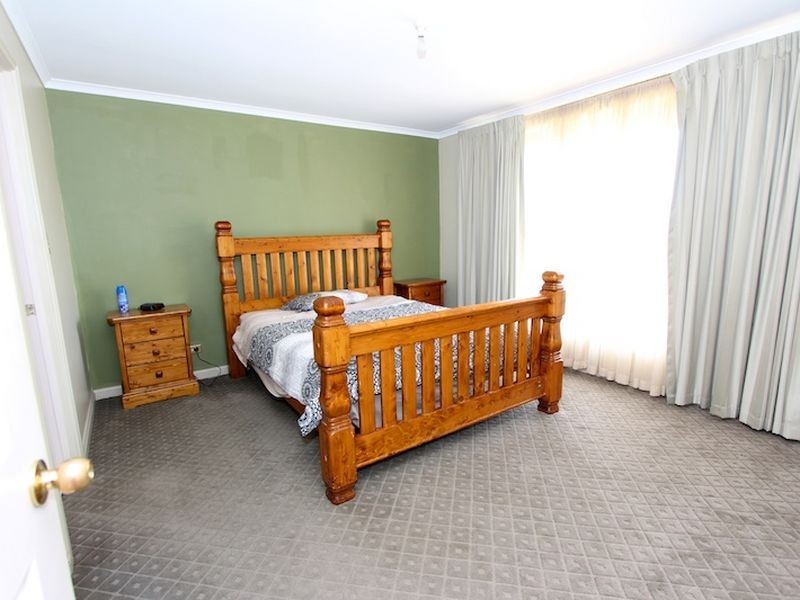 11 Horseshoe Drive, Roseworthy SA 5371