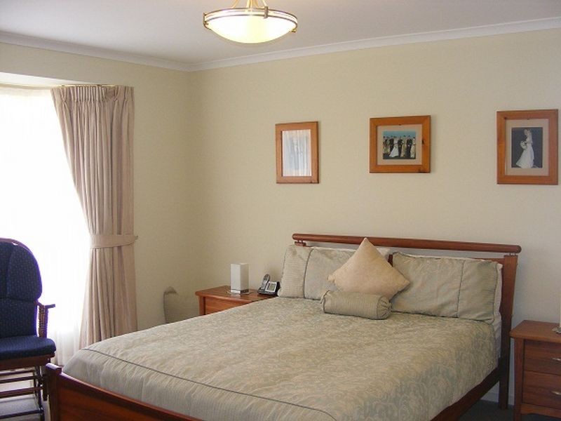 17 Lumsden Court, Evanston Park SA 5116