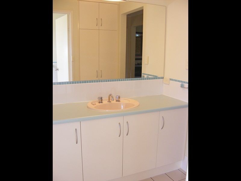 17 Lumsden Court, Evanston Park SA 5116