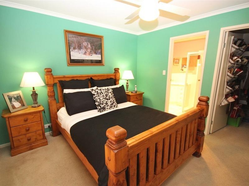 4 Urrbrae Way, Evanston Park SA 5116