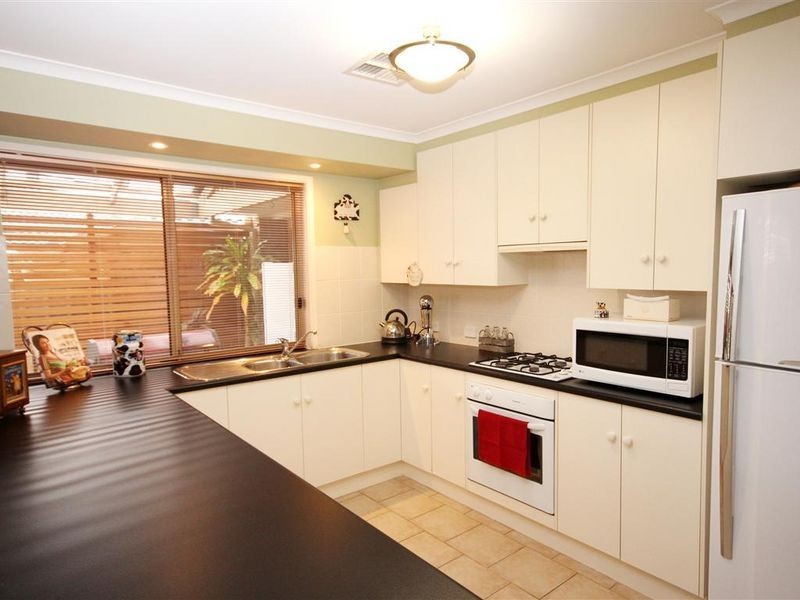 4 Urrbrae Way, Evanston Park SA 5116