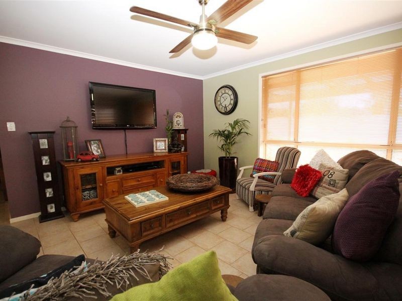 4 Urrbrae Way, Evanston Park SA 5116