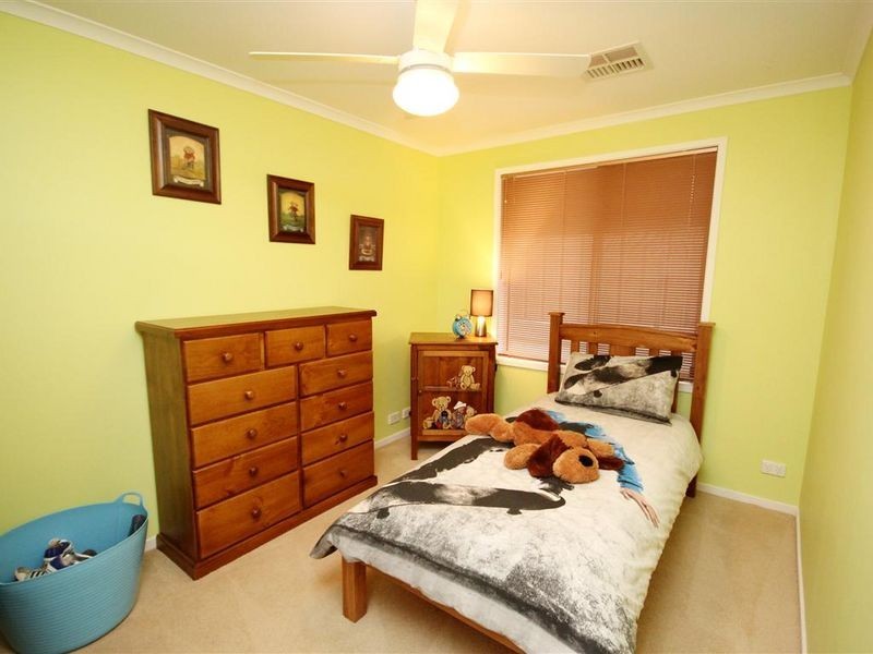 4 Urrbrae Way, Evanston Park SA 5116