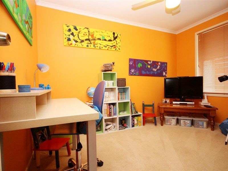 4 Urrbrae Way, Evanston Park SA 5116