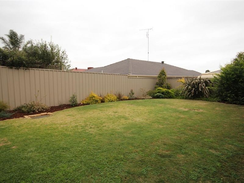 4 Urrbrae Way, Evanston Park SA 5116