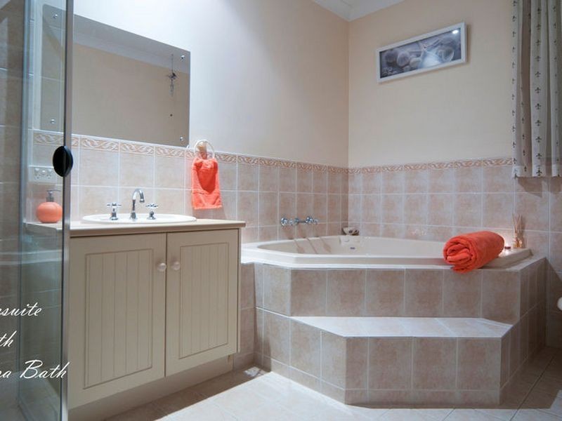 2 Discovery Court, Hewett SA 5118