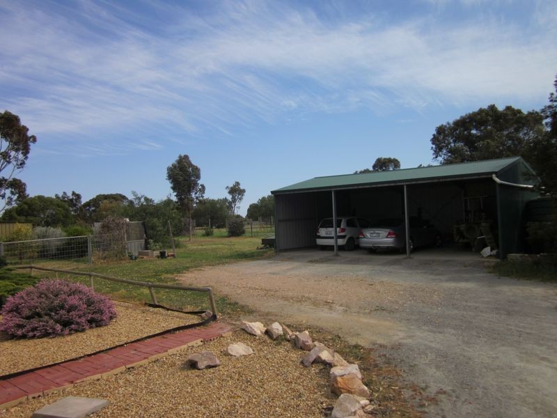 16 Dawkins Road, Two Wells SA 5501