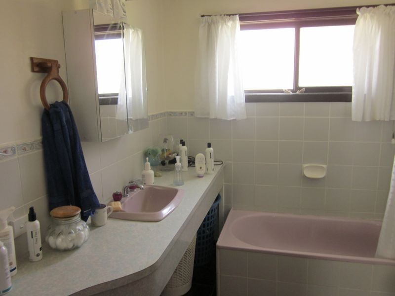 16 Dawkins Road, Two Wells SA 5501