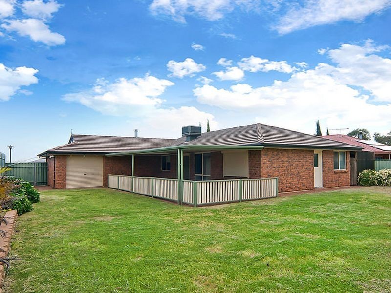 5 Quail Close, Hewett SA 5118