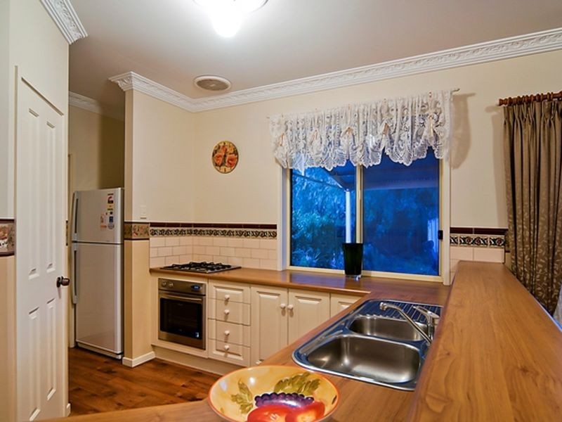 16 Perthville Court, Hillbank SA 5112