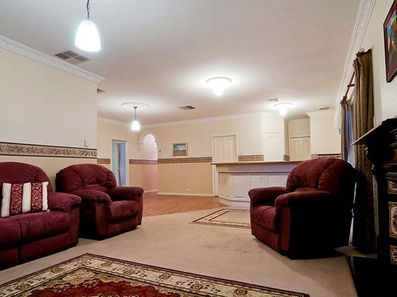 16 Perthville Court, Hillbank SA 5112