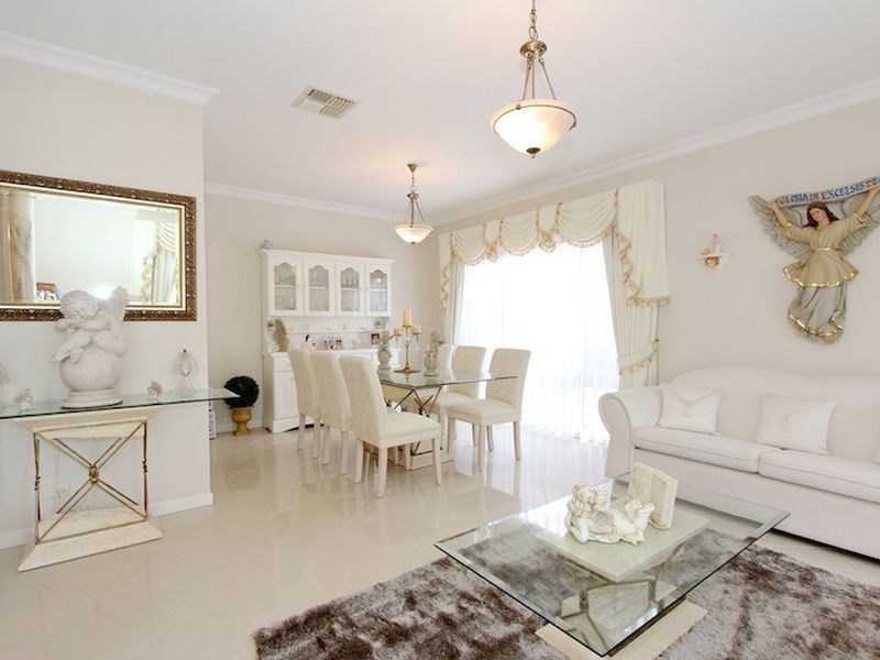 12 McKinlay Square, Hewett SA 5118