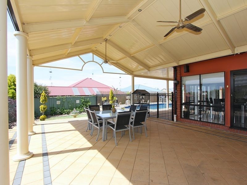12 McKinlay Square, Hewett SA 5118