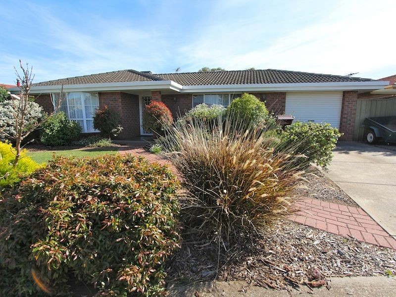 9 Ames Drive, Evanston Park SA 5116