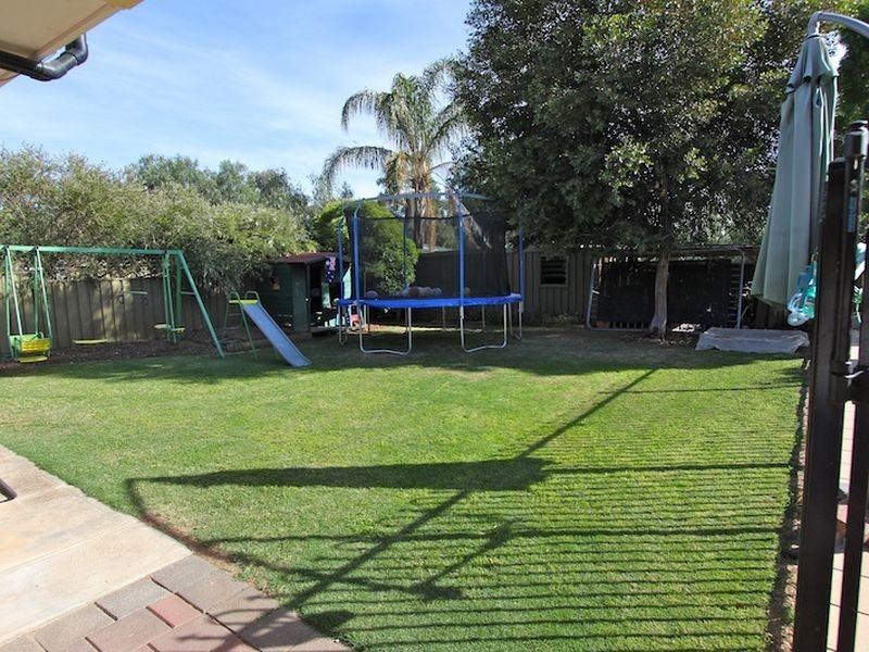 9 Ames Drive, Evanston Park SA 5116