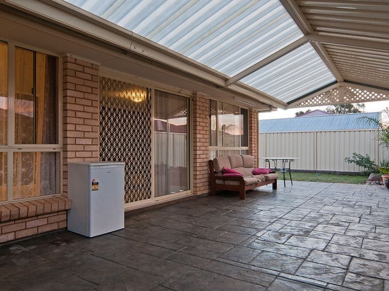 4 Strathmore Avenue, Smithfield SA 5114