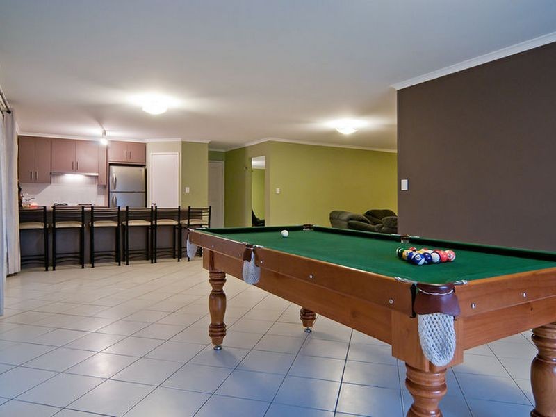 4 Strathmore Avenue, Smithfield SA 5114